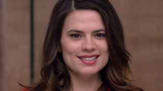 Hayley Atwell and Kiefer Sutherland adjust to their new jobs in ABC’s previews